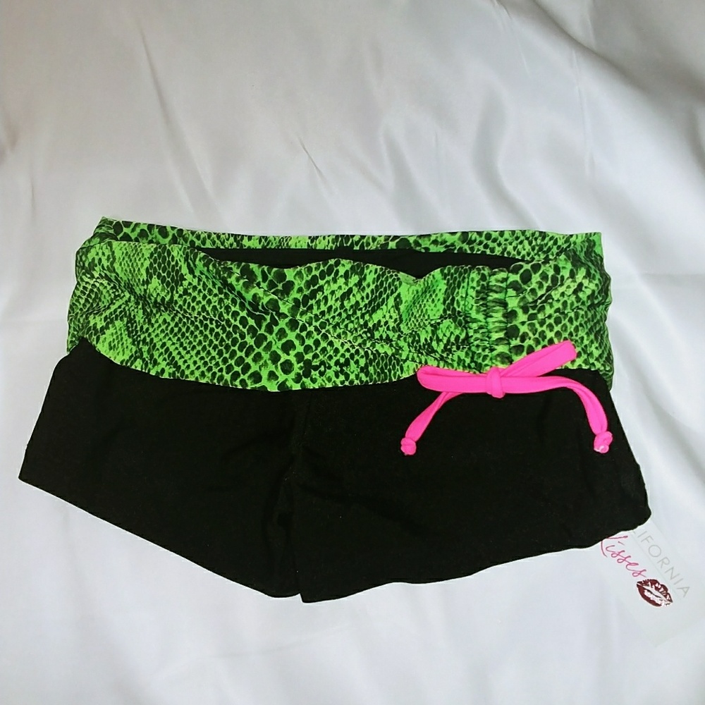 California Kisses girls shorts sz child large new